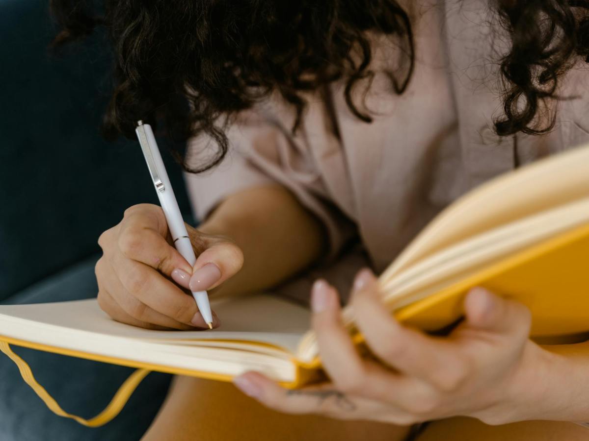 September Journal Prompts for Intentional Living and Emotional&nbsp;Reset